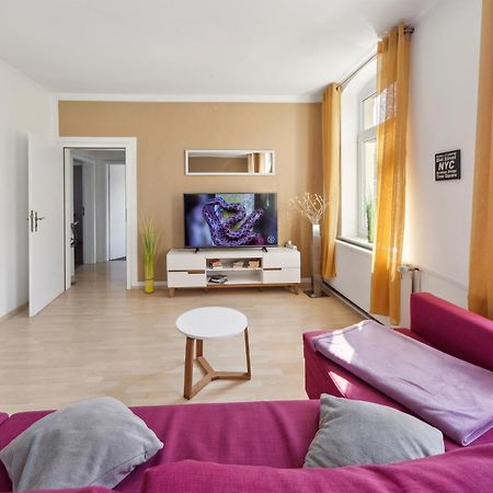 Schoenes Ferien-Appartement Fuer Bis Zu 6 Personen Χάλμπερσταντ Εξωτερικό φωτογραφία